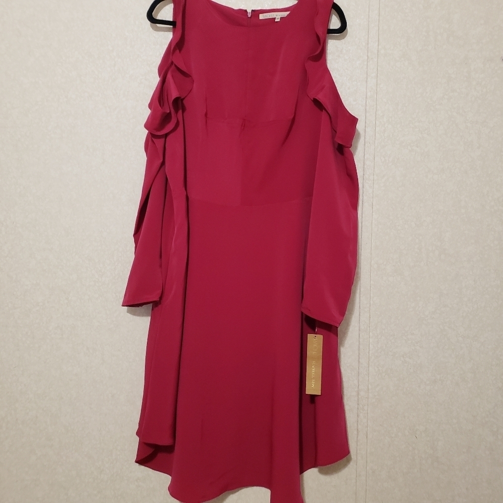 NEW FUCHSIA OPEN SHOULDERS FLARE DRESS....SIZE :16W